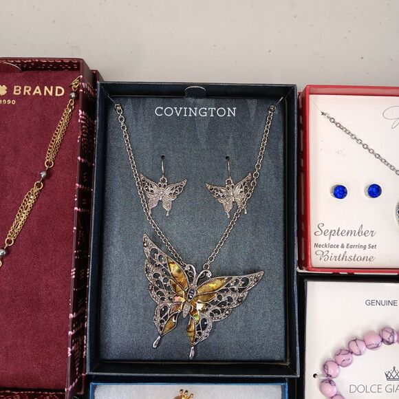 NEW IN BOX 10 Piece Jewelry and Accessory Lot - Picture 3 of 16